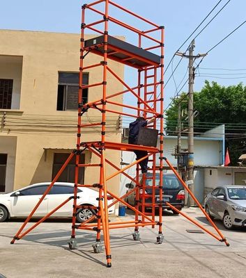 Ein guter Preis. Isolierter GRP-FRP-Mobilgestellturm Langlebig 200 kg/m2 Lastkapazität Online